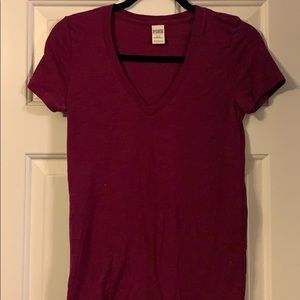 V-neck tee